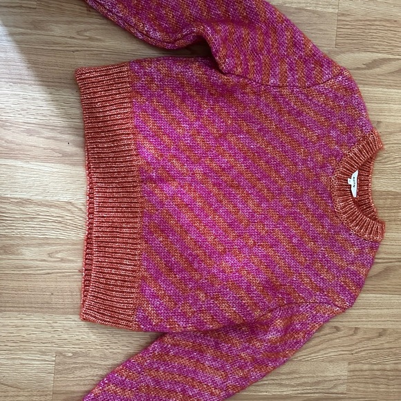 KOTN Pink and Orange Women's Sweater - Picture 5 of 7